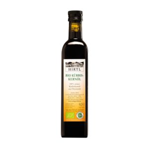 Bio Kürbiskernöl aus dem Weinviertel in Glasflasche, dunkelgrün und kaltgepresst